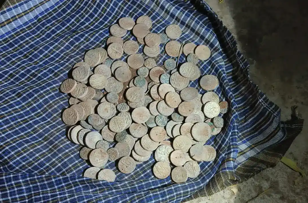 Ancient India Era Silver Coins found using Equinox 600 with 11-inch Coil